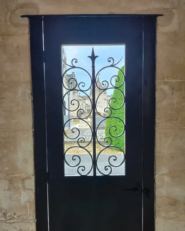 Porte vitrée